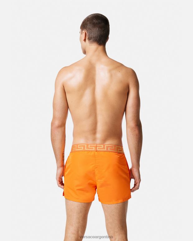 hombres Versace naranja shorts de baño con borde de greca ropa interior y ropa de playa 4F6041812