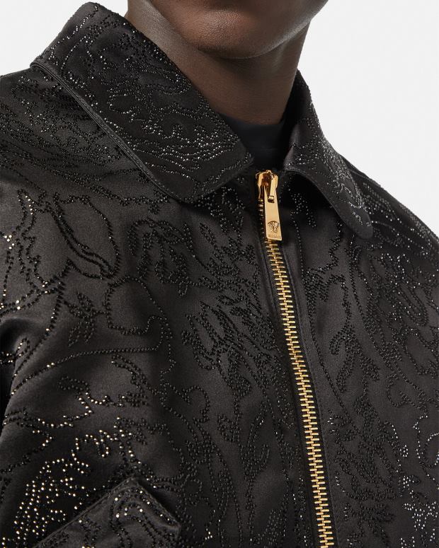 hombres Versace negro chaqueta bomber con silueta barroca y adornos ropa 4F6041226