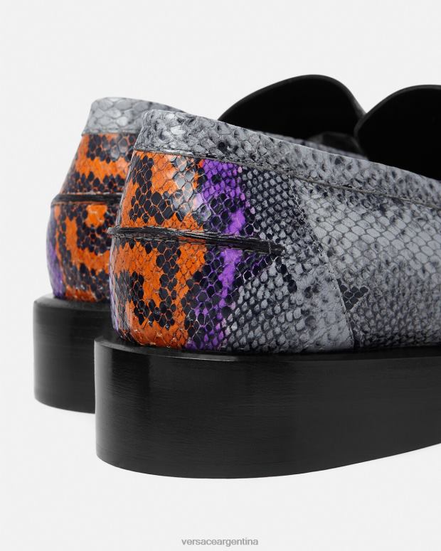 hombres Versace multicolor mocasines cuadrados con estampado Greca de pitón zapato 4F6041575